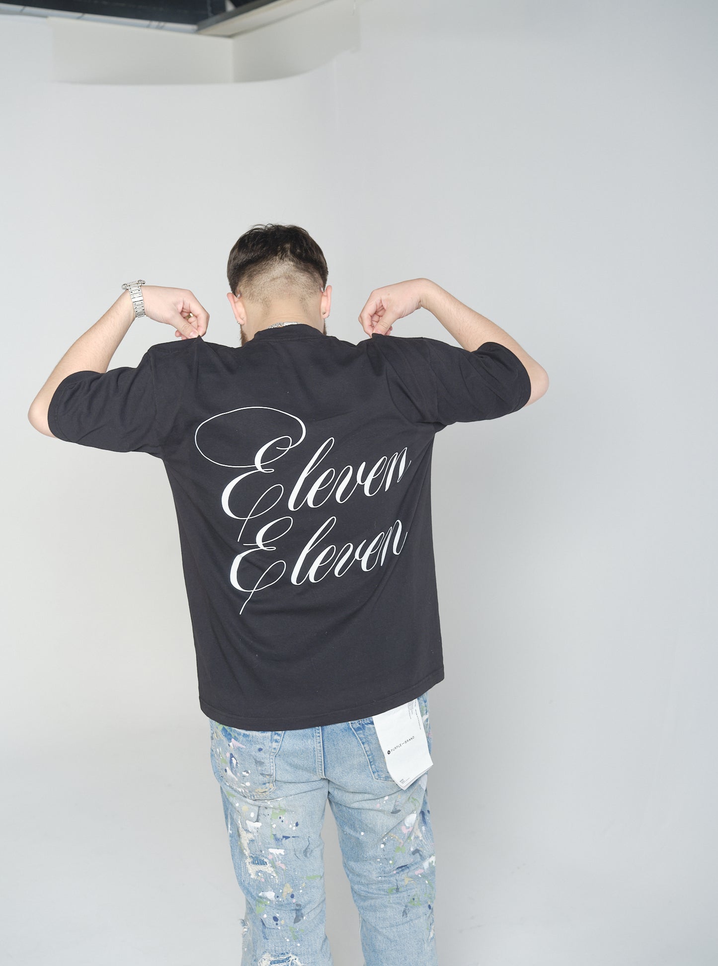 ELEVEN ELEVEN OVERSIZED TEE (BLACK)